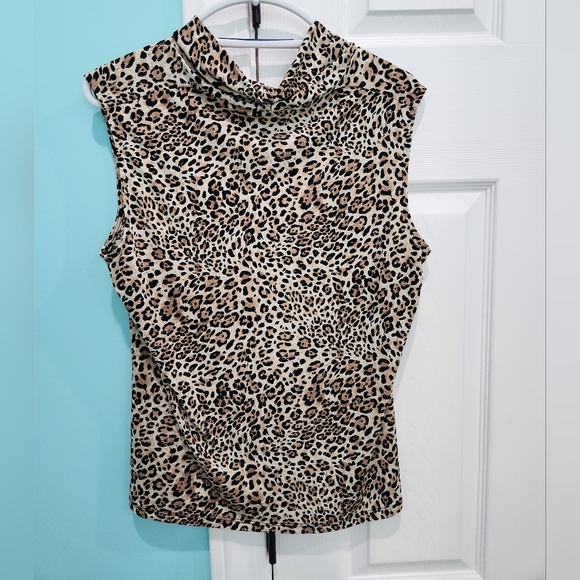 Jones Studio Leopard Print Top, Large - Picture 3 of 3